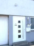 Zugang Nebengebäude obere Gewerbeeinheit