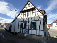 Straßenansicht