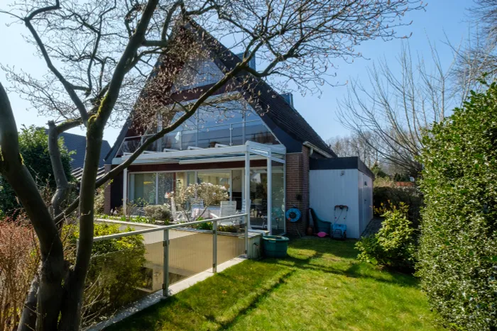 Hausansicht vom Garten