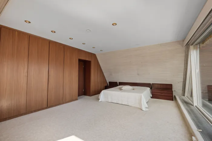 Schlafzimmer mit Balkon