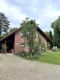 Westansicht mit Eingang