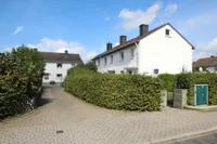 Zufahrt über die private Zuwegung 