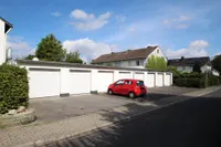 Garagenhof am Haus mit zweiter Garage