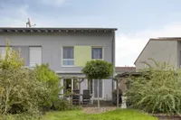 Gartenansicht mit Terrasse