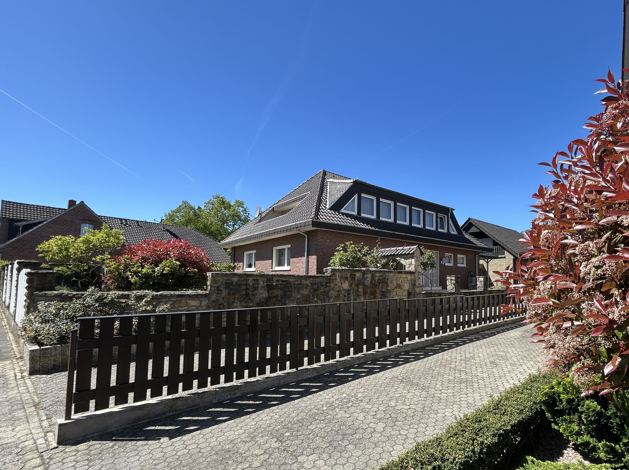 Straßenansicht
