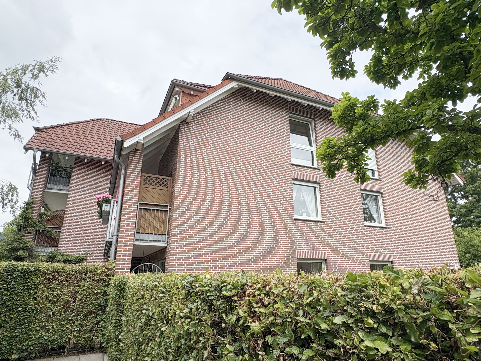 Seitl. Hausansicht