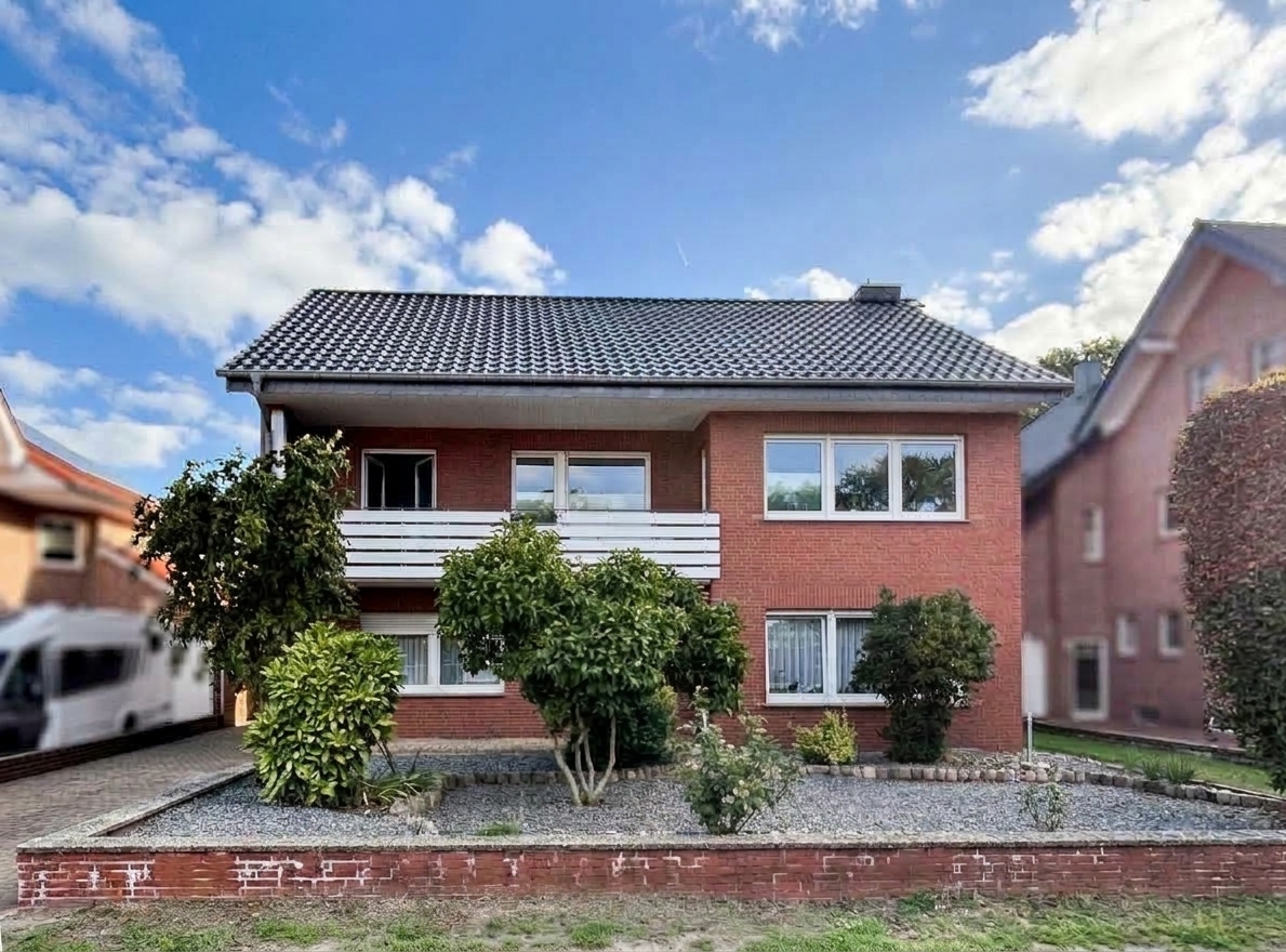 Straßenansicht