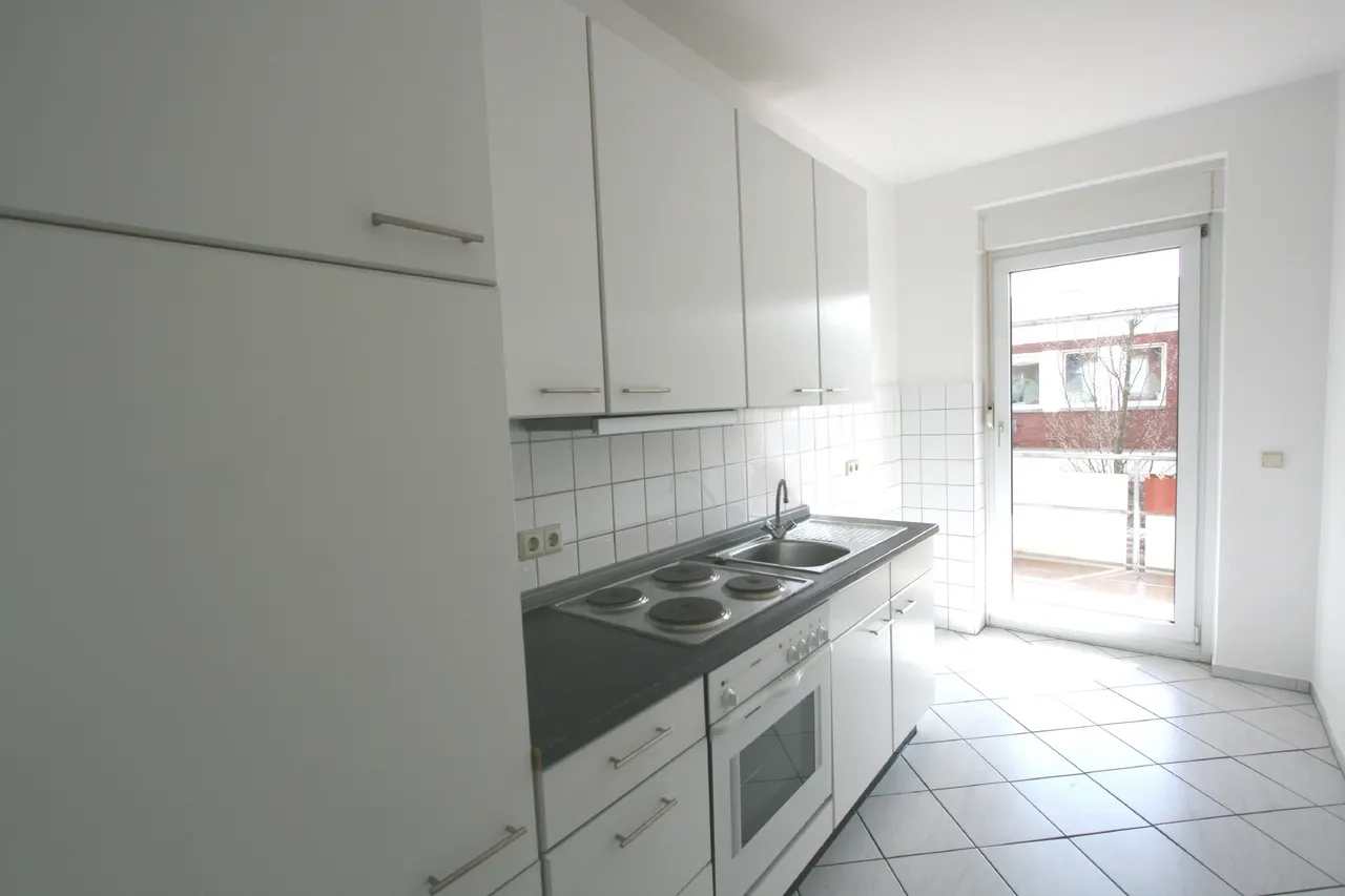 Gemütliche WG-Wohnung mit Sonnenbalkon - Photo 2