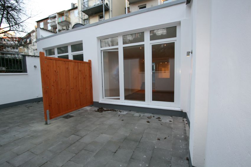 großzügige Terrasse