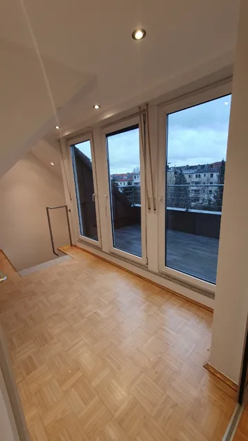 oberer Flur mit Balkon