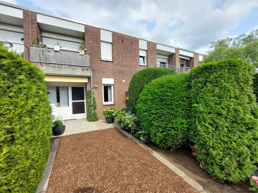 EG rechts Garten