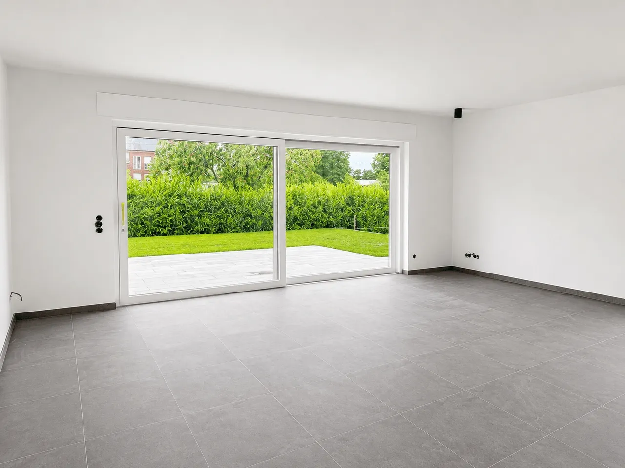 Außergewöhnlicher großzügiger Bungalow zur Miete - Photo 1
