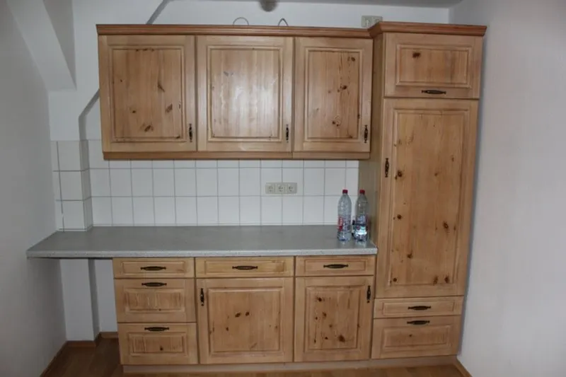 Großzügige 2-Zimmer-DG-Wohnung mit Personenaufzug in der Altstadt zu mieten! - Foto 5