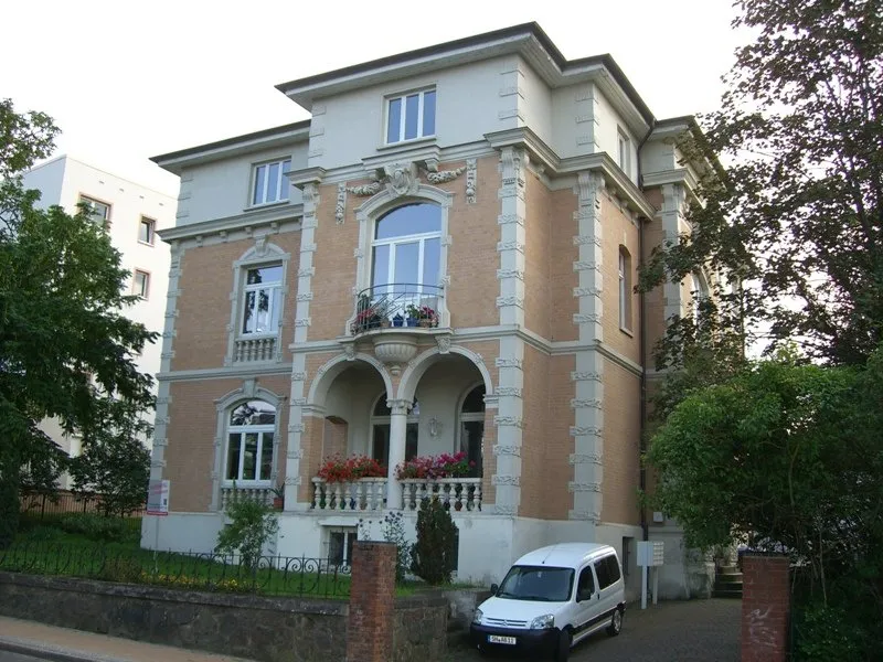 Geräumige 2 Zimmer-Wohnung mit Stellplatz zu mieten! - Foto 2