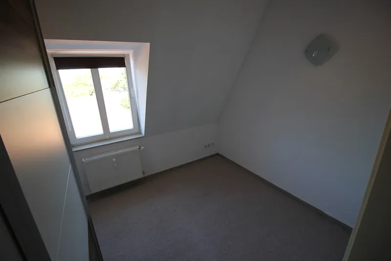 Klein aber Dein: Schöne 1,5 Zimmer-Wohnung mit Duschbad und Einbauküche zu mieten! - Foto 2