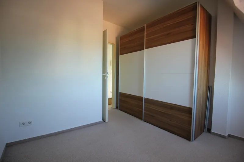 Klein aber Dein: Schöne 1,5 Zimmer-Wohnung mit Duschbad und Einbauküche zu mieten! - Foto 3