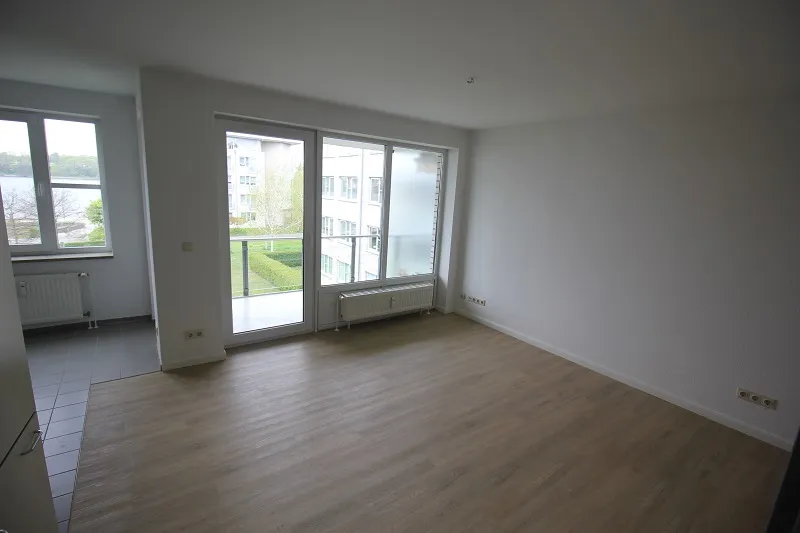 Geräumige 1 Zimmer-Wohnung mit großen Balkon zu mieten! - Photo 2