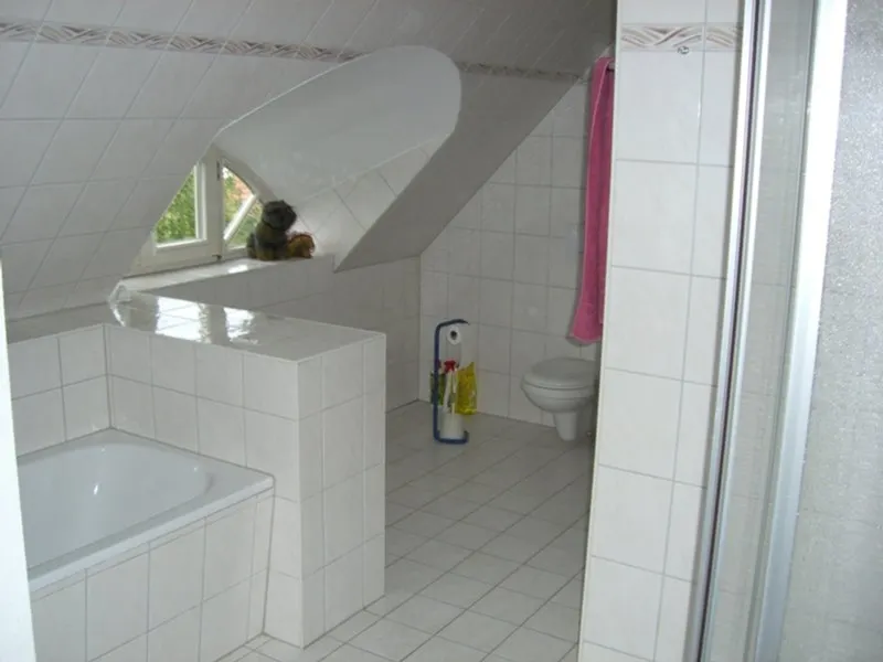 Großzügige 3 Zimmer-Wohnung im Dachgeschoss in der Paulsstadt zu mieten! - Foto 4