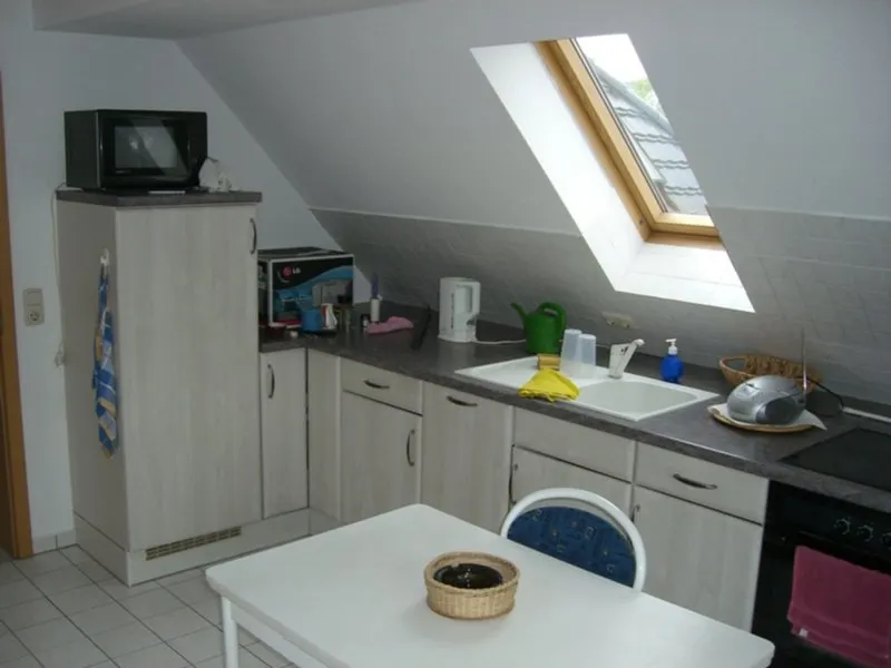 Großzügige 3 Zimmer-Wohnung im Dachgeschoss in der Paulsstadt zu mieten! - Foto 1