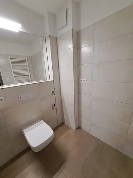 Erstklassige 1 Zimmer-Wohnung mit großer Terrasse zu mieten! - Foto 5