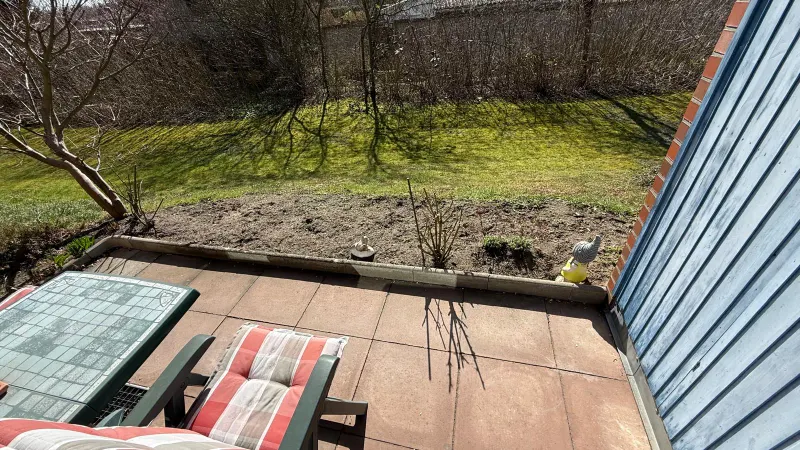 Attraktive 2 Zimmer-Wohnung mit Terrasse und Stellplatz in ruhiger Lage zu kaufen!