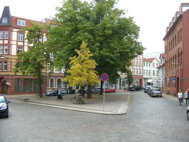 Sehr sch&ouml;ne 3-Zimmer-Wohnung mit gehobener Ausstattung in der Schelfstadt zu mieten!