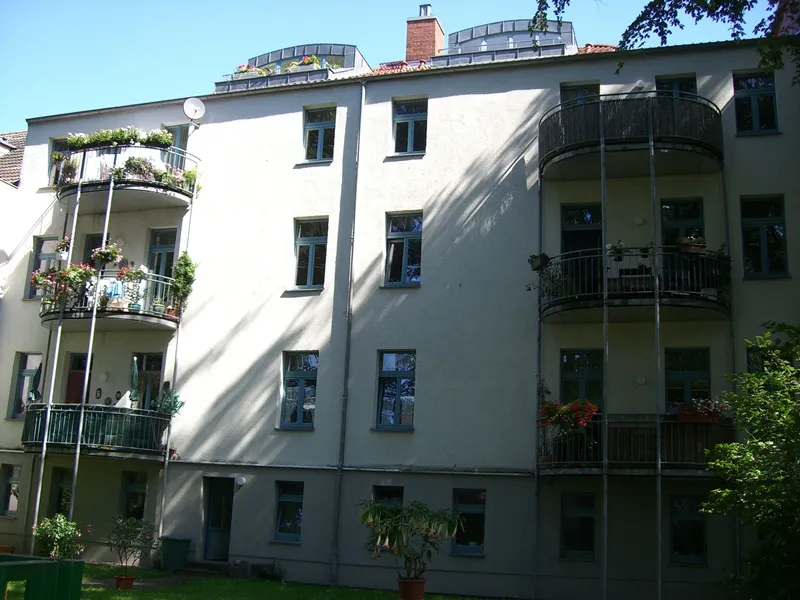 Attraktive 3,5 Zimmer-Wohnung mit Balkon in der Schelfstadt zu mieten! - Foto 2