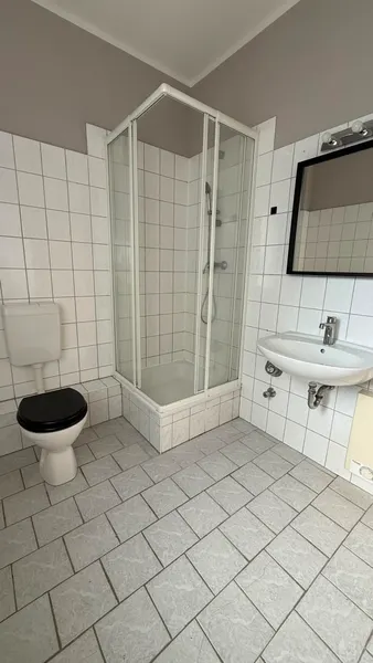 Schöne 2 Zimmer-Wohnung mit Stellplatz zu mieten! - Photo 2