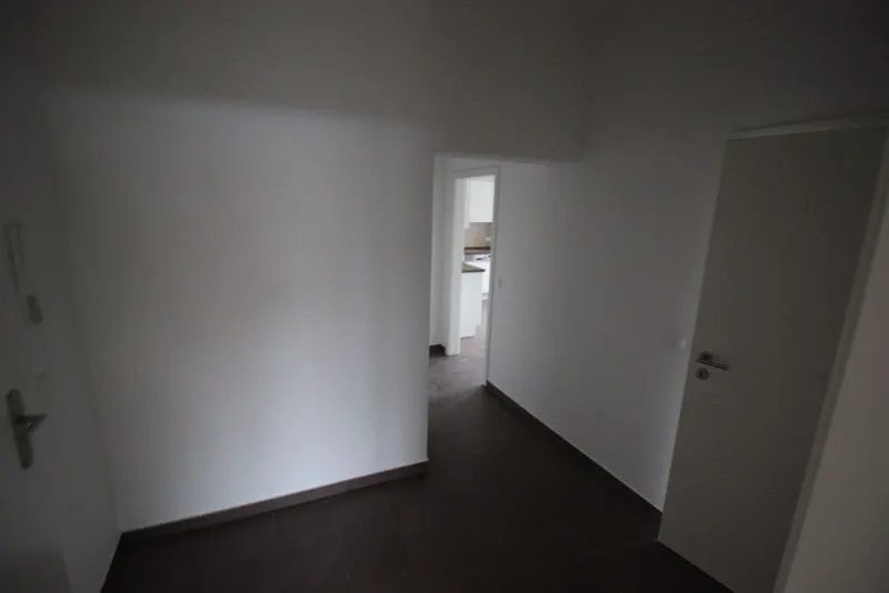 2 Zimmer-Wohnung mit gehobener Ausstattung und Balkon! - Photo 4