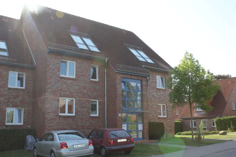 Attraktive 2 Zimmer-Wohnung mit Terrasse und Stellplatz in ruhiger Lage! - Foto 1
