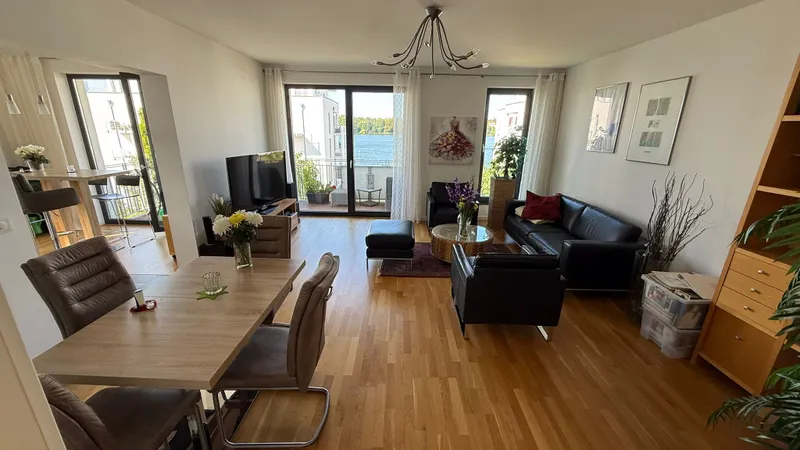 Exklusive 4 Zimmer-Wohnung mit gehobener Ausstattung und 2 Balkone am Ziegelinnensee zu mieten! - Foto 3