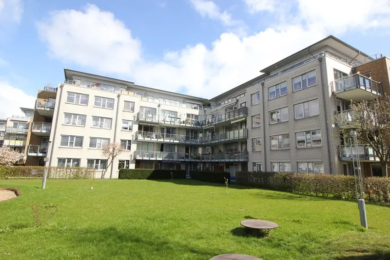 Ger&auml;umige 2 Zimmer-Wohnung mit gro&szlig;er Terrasse zu mieten!