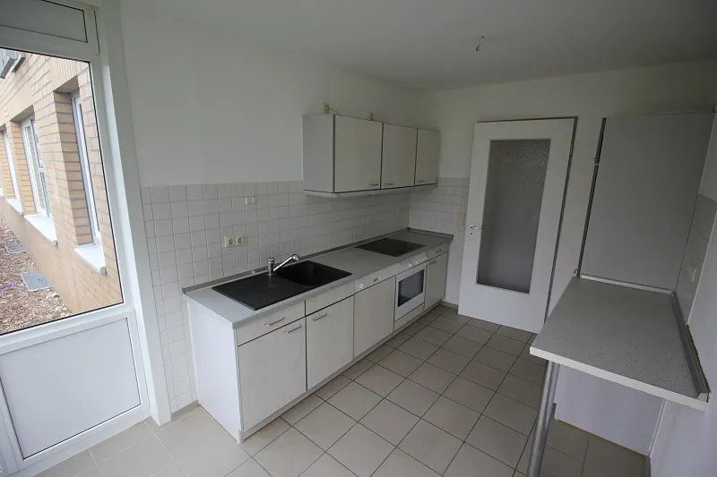 Geräumige 2 Zimmer-Wohnung mit großer Terrasse zu mieten! - Foto 4