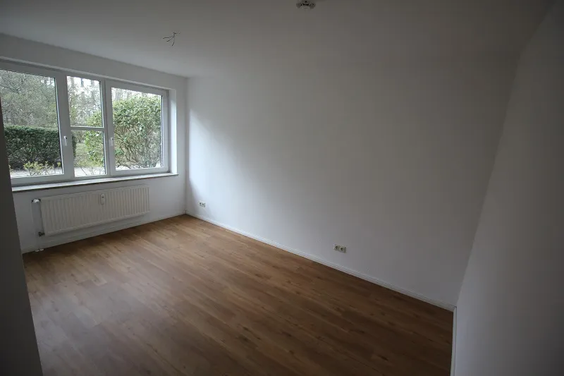 Geräumige 2 Zimmer-Wohnung mit großer Terrasse zu mieten! - Foto 1