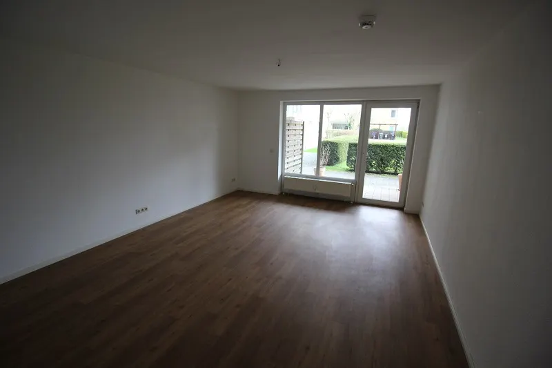 Geräumige 2 Zimmer-Wohnung mit großer Terrasse zu mieten! - Foto 2