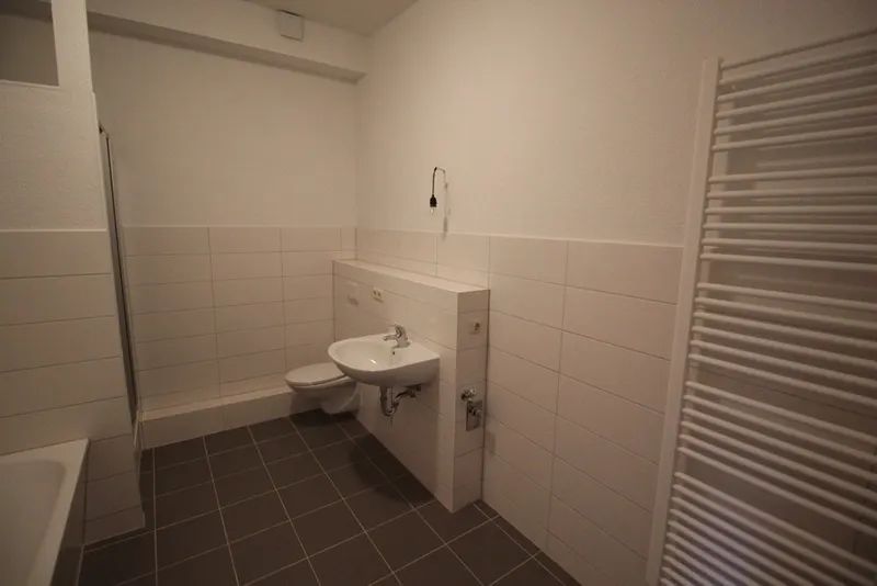 Sanierte, geräumige 3 Zimmer-Wohnung mit Dachterrasse in der Altstadt zu mieten! - Foto 3