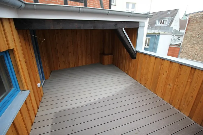Sanierte, geräumige 3 Zimmer-Wohnung mit Dachterrasse in der Altstadt zu mieten! - Foto 5