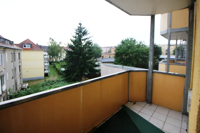 Großzügige, bezaubernde 1-Zimmer-Wohnungen mit Balkon in zentraler Lage! - Foto 5