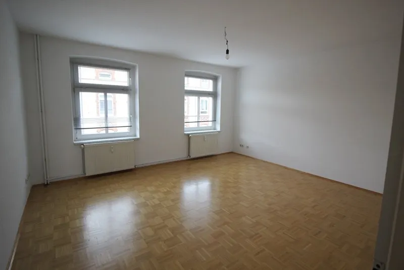 Großzügige, bezaubernde 1-Zimmer-Wohnungen mit Balkon in zentraler Lage! - Foto 1