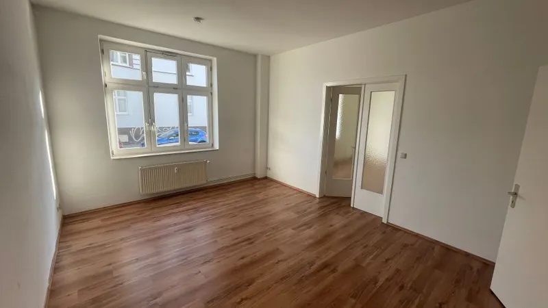 Attraktive 3 Zimmer-Wohnung mit Balkon in der Schelfstadt zu mieten! - Photo 4