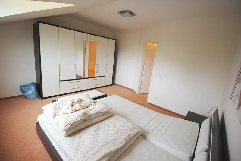 Großzügige 2-Zimmer-Wohnung am Pfaffenteich zu mieten! - Photo 3