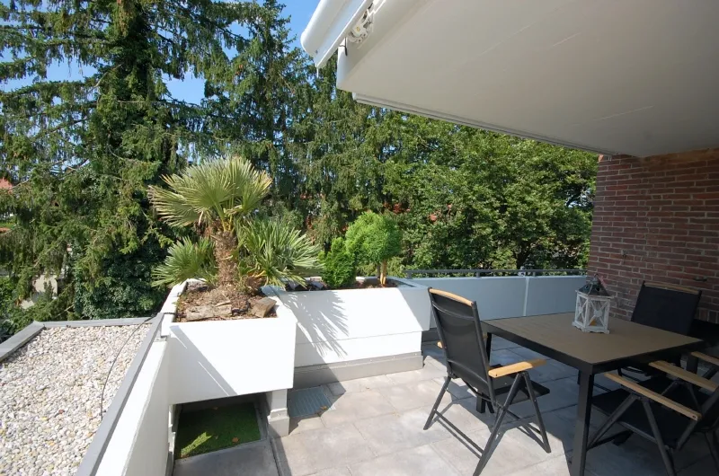 Ein Juwel – Luxus-Penthouse in Nymphenburg-Gern mit zusätzlichem Fitnessraum/Büro