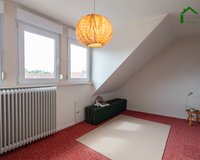 Wohnhaus DG Zimmer 1