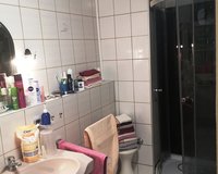 Wohnung 9, Badezimmer mit Dusche
