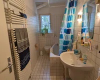 Badezimmer Erdgeschoss rechts