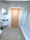 Badezimmer im Dachgeschoss