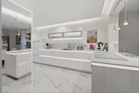 Sehr hochwertige Küchen-Ausstattung