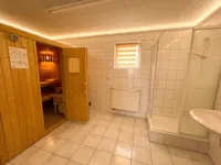 Sauna und Dusche