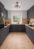 Küche  (sanierte Wohnung)