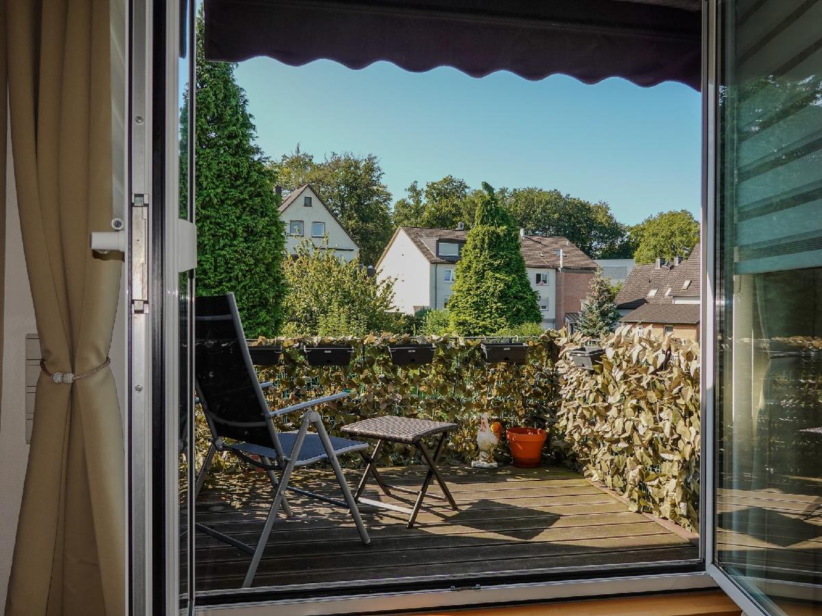 Der Balkon mit Blick ins Grüne